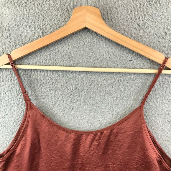 Aritzia Babaton Everly Camisole Women's Tank Top XS - Picture 3 of 9